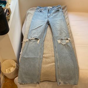 Abercrombie & Fitch light wash jeans